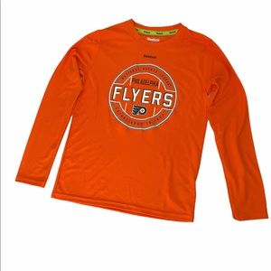 Boys Philadelphia Flyers Reebok long sleeve tee.